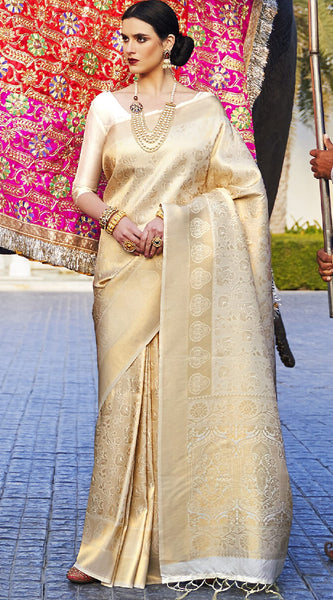 Imbrication Beige Kanjivaram Silk Saree With Redolent Blouse Piece