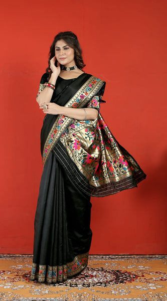 Jazzy Black Paithani Silk Saree With Desiring Blouse Piece