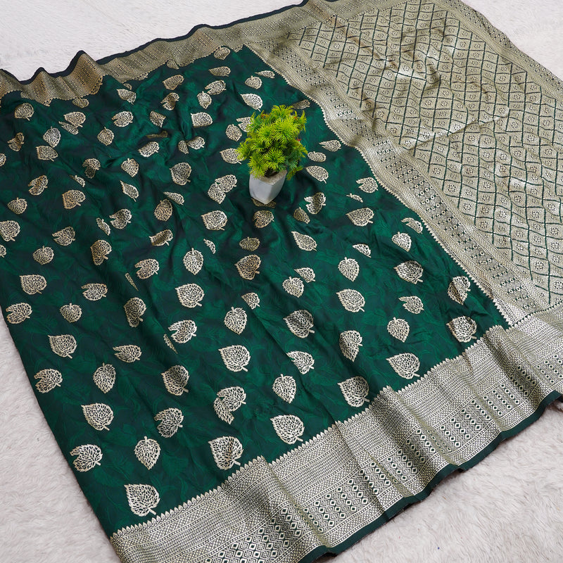 Classic Banarasi Soft Silk Drape with Vibrant Blouse Accent