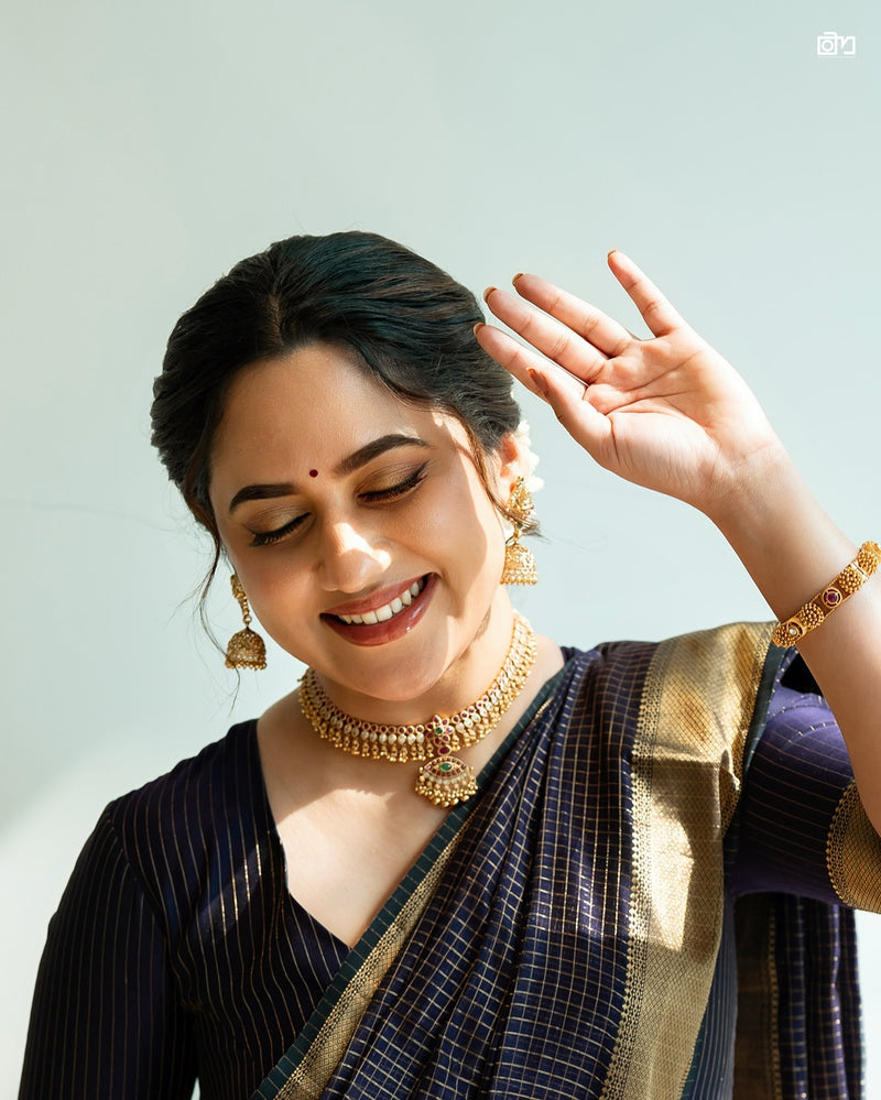 Threads of Glory: Luxe Kanjivaram for Modern Elegance