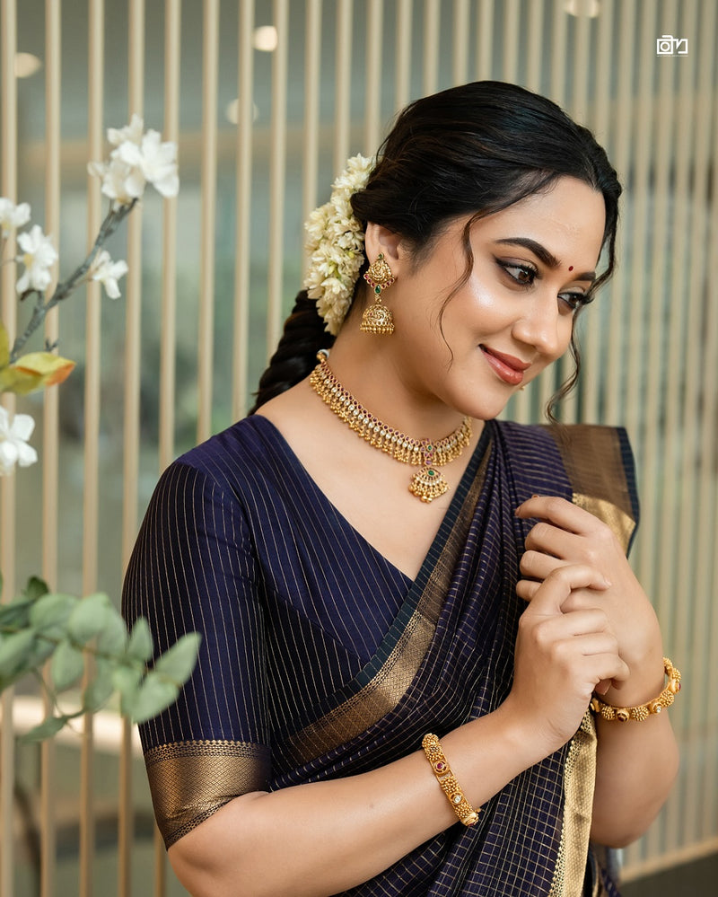 Threads of Glory: Luxe Kanjivaram for Modern Elegance