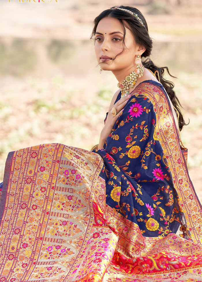 Elegant Banarasi Silk Saree with Zari Border & Pallu Blue