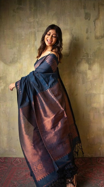 Extraordinary Blue Soft Silk Saree With Intricate Blouse Piece