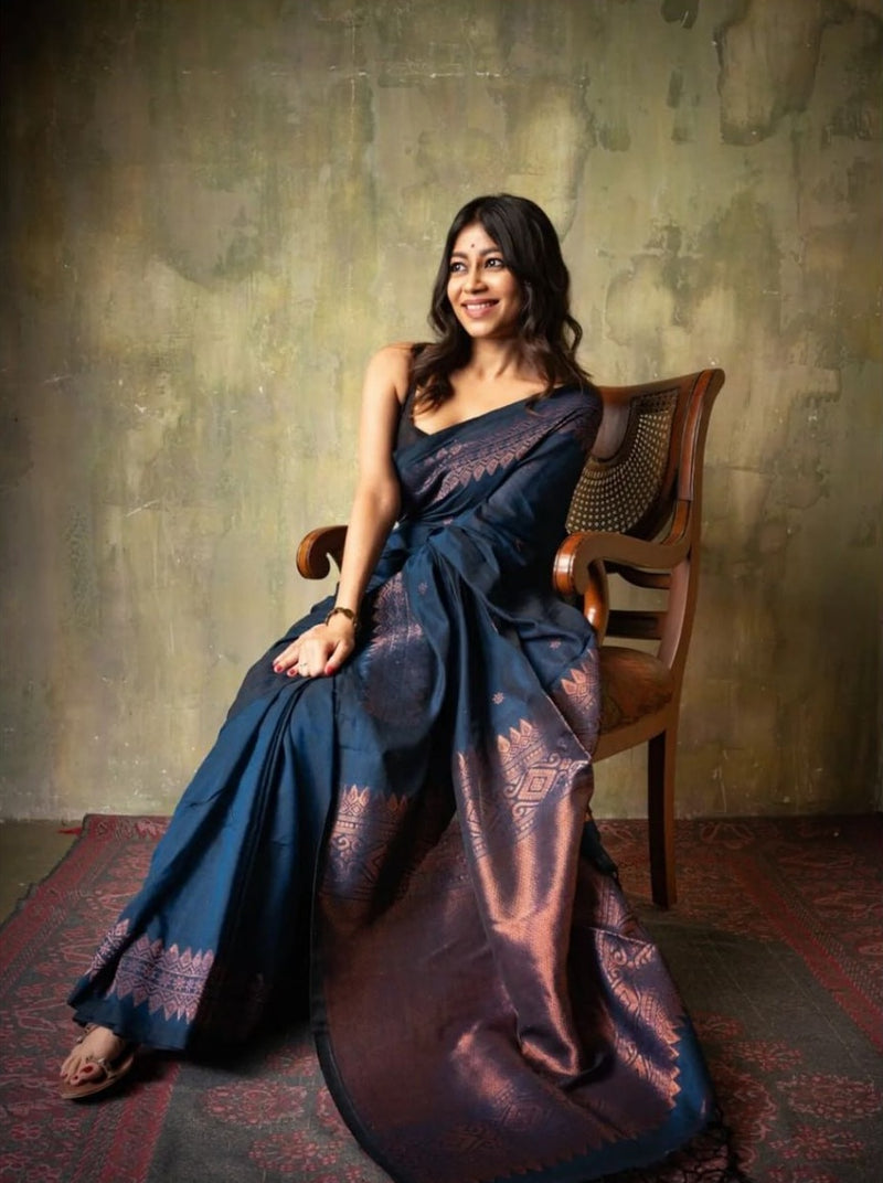 Extraordinary Blue Soft Silk Saree With Intricate Blouse Piece