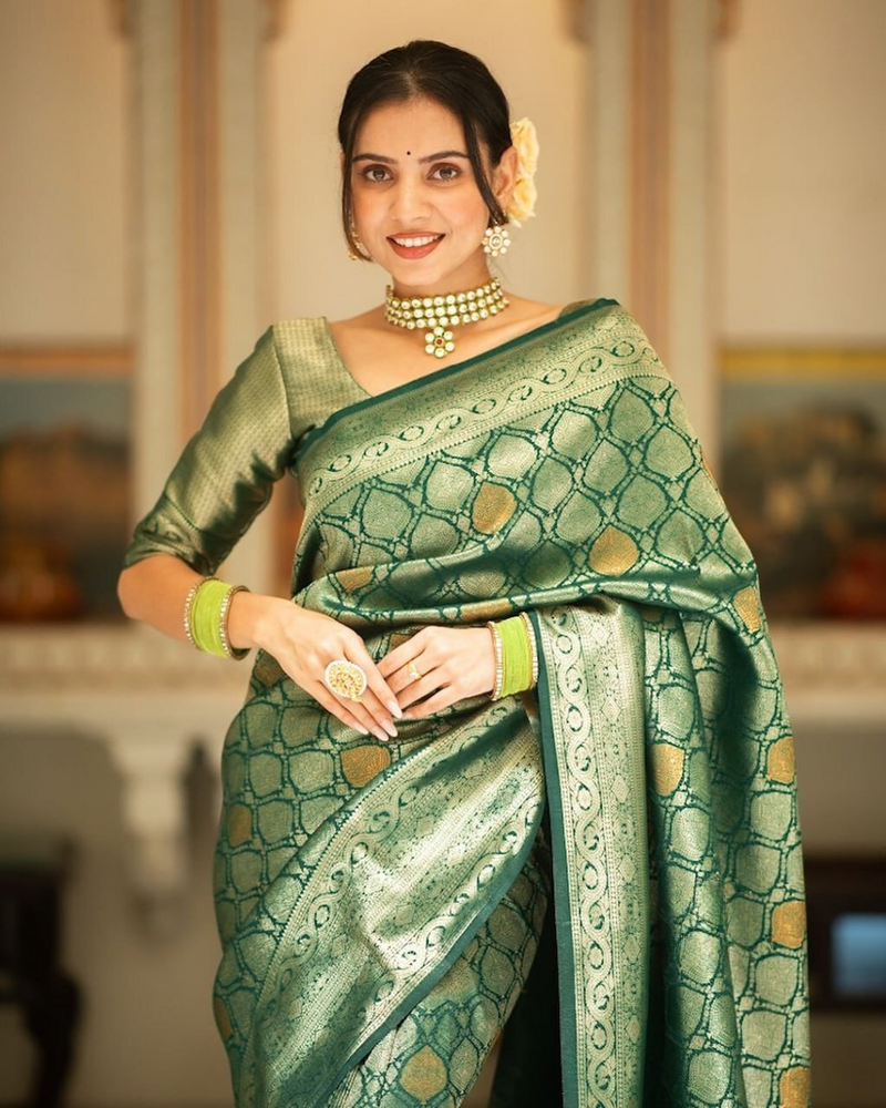 Sumptuous Black Soft Silk Saree With Imbrication Blouse Piece
