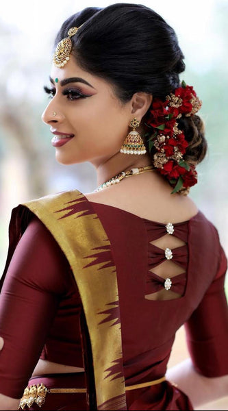 Latest Trend Lichi Silk Saree with Classy Zari Borders