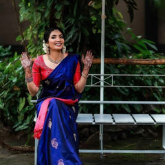 Traditional Wear Lichi Silk Saree with Stunning Zari Patterns