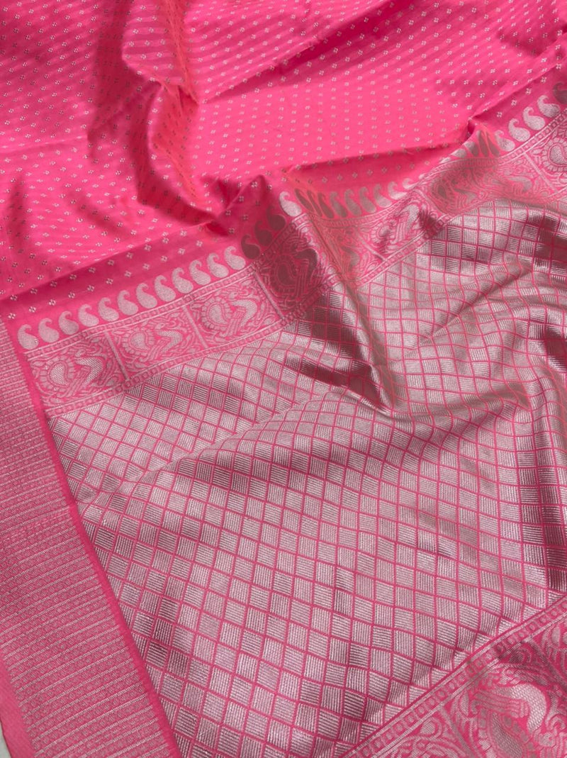 Royal Look Lichi Silk Saree with Heavy Zari Pallu