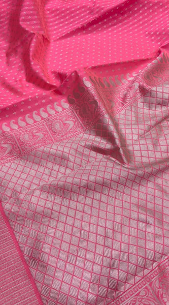 Royal Look Lichi Silk Saree with Heavy Zari Pallu