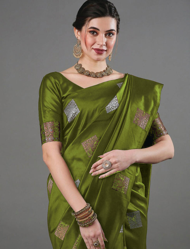 Ethnic Banarasi Saree – Handwoven Soft Silk Fabric Mehndi Saree
