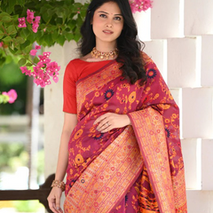 Elegant Banarasi Silk Saree with Zari Border & Pallu Red