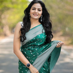 Exquisite Banarasi Silk Saree with Gold Zari Weaving