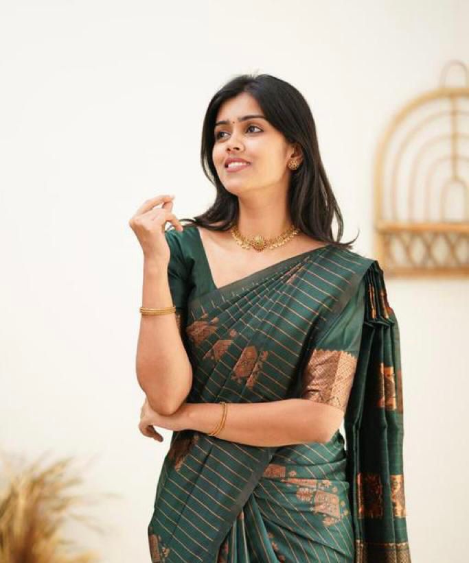 Designer Banarasi Silk Saree for Party & Festive Green