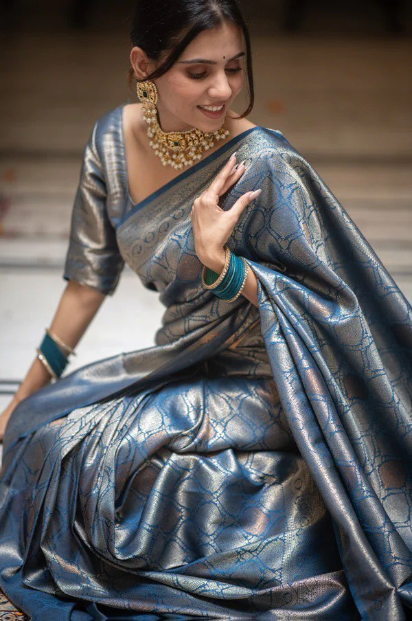 Sumptuous Black Soft Silk Saree With Imbrication Blouse Piece