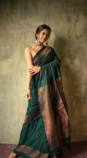Extraordinary Green Soft Silk Saree With Intricate Blouse Piece