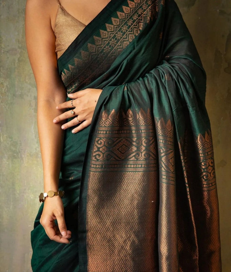 Extraordinary Green Soft Silk Saree With Intricate Blouse Piece