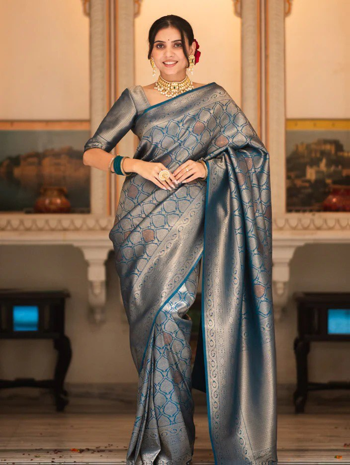 Sumptuous Black Soft Silk Saree With Imbrication Blouse Piece