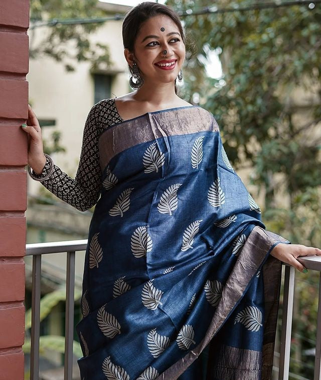 Traditional Banarasi Saree with Pure Silk Threads Black Blue