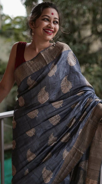 Traditional Banarasi Saree with Pure Silk Threads Grey