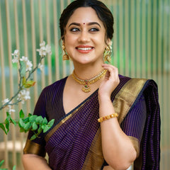 Threads of Glory: Luxe Kanjivaram for Modern Elegance