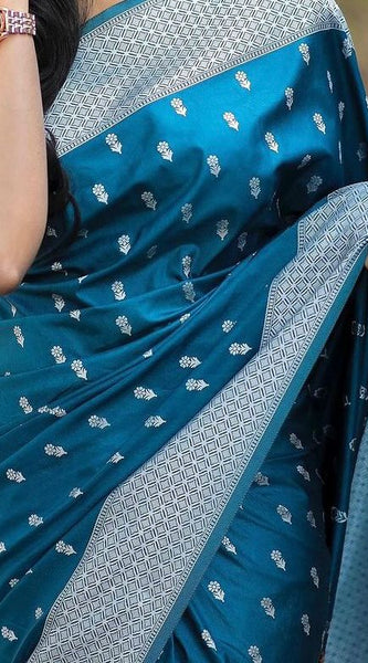 Exquisite Banarasi Silk Saree with Gold Zari Weaving Blue