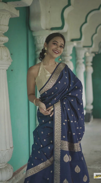 Elegant Banarasi Silk Saree with Gold Zari Embellishments Navy Blue