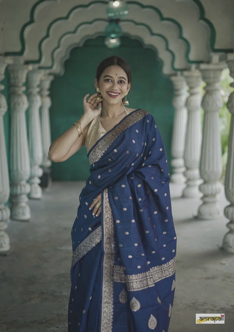 Elegant Banarasi Silk Saree with Gold Zari Embellishments Navy Blue