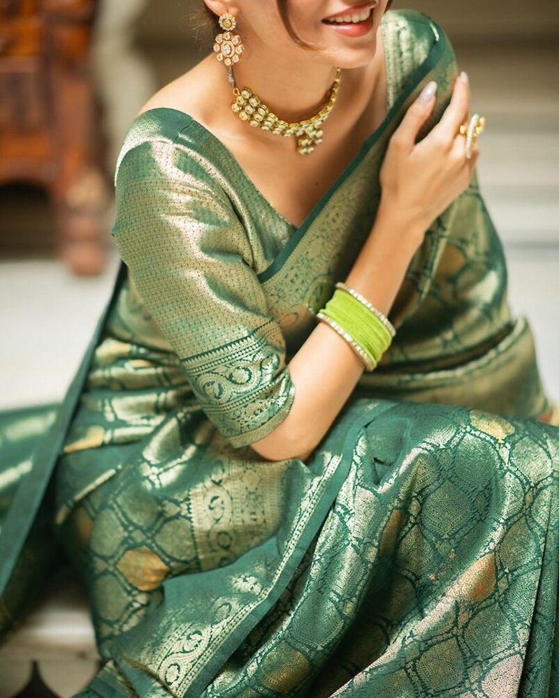 Sumptuous Black Soft Silk Saree With Imbrication Blouse Piece