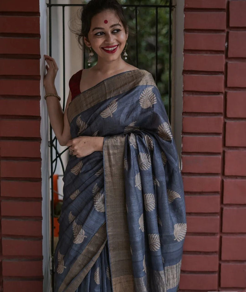 Traditional Banarasi Saree with Pure Silk Threads Grey
