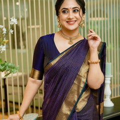Threads of Glory: Luxe Kanjivaram for Modern Elegance