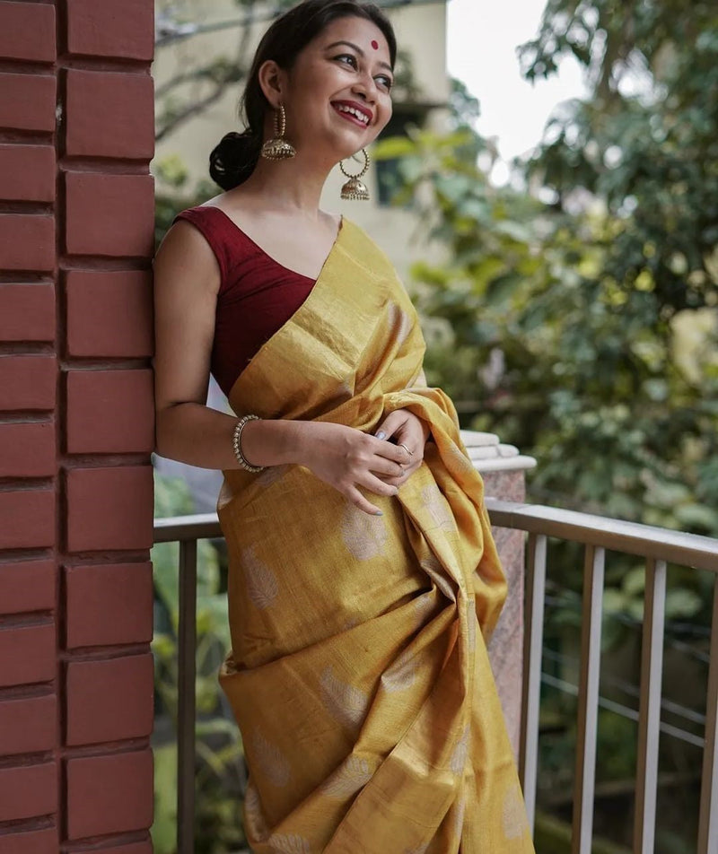 Traditional Banarasi Saree with Pure Silk Threads Yellow