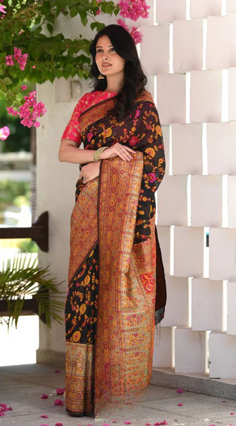 Elegant Banarasi Silk Saree with Zari Border & Pallu Black