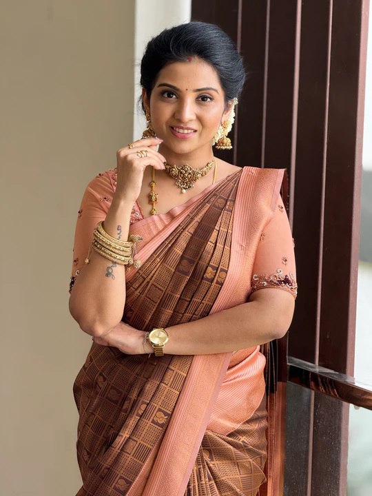 Banarasi Silk Sarees: The Epitome of Tradition and Elegance