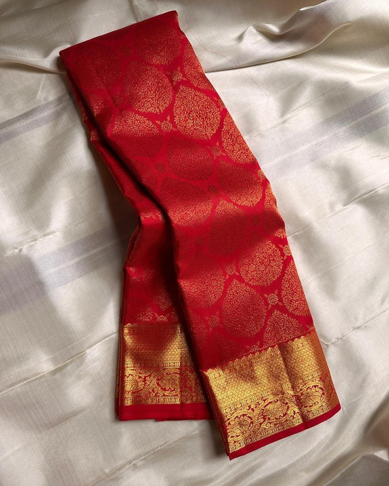 Banarasi Silk Sarees: A Legacy of Grace and Grandeur