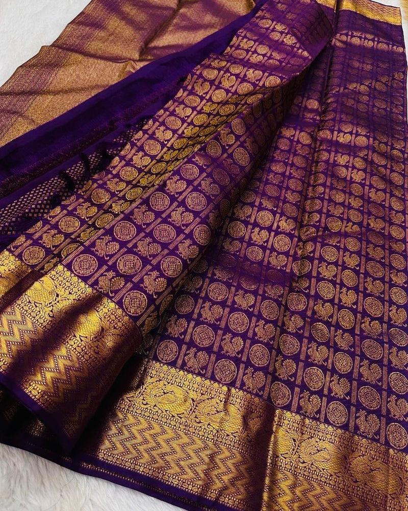 Banarasi Silk Sarees: Timeless Weaves of Elegance