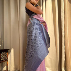 Enduring Grace: The Rich Heritage of Banarasi Silk Sarees