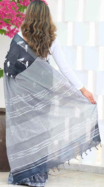Alluring Black Cotton Silk Saree With Deserving Blouse Piece