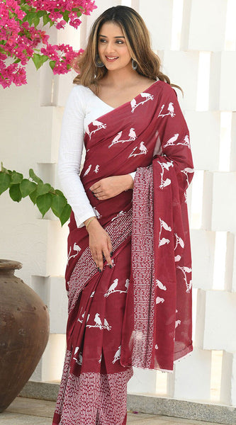 Flattering Maroon Cotton Silk Saree With Innovative Blouse Piece
