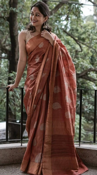 Allure Brown Linen Silk Saree With Ravishing Blouse Piece