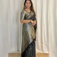Flamboyant Black Soft Silk Saree With Super classy Blouse Piece