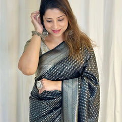 Flamboyant Black Soft Silk Saree With Super classy Blouse Piece