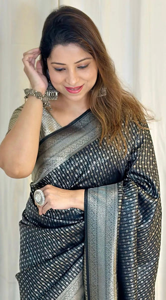 Flamboyant Black Soft Silk Saree With Super classy Blouse Piece