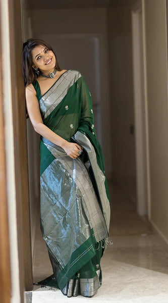 Incredible Green Cotton Silk Saree With Fantabulous Blouse Piece