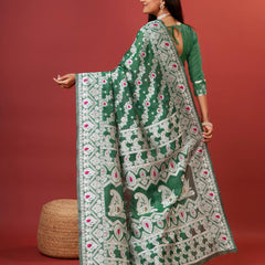 Enigmatic Green Cotton Silk Saree With Radiant Blouse Piece