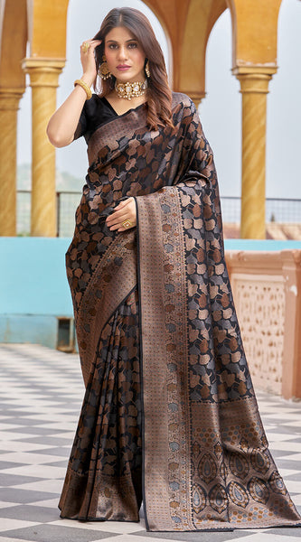 Beautiful Black Kanjivaram Silk Saree With Divine Blouse Piece