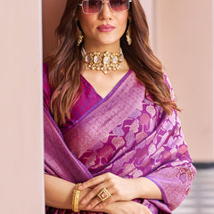 Inspiring Purple Kanjivaram Silk Saree With Desuetude Blouse Piece