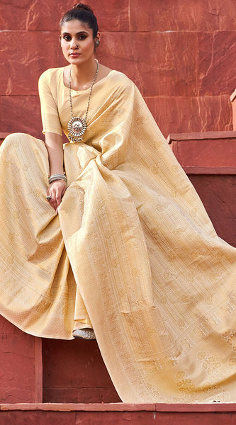 Pretty Beige Kanjivaram Silk Saree With Sizzling Blouse Piece