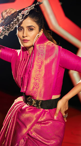 Phenomenal Dark Pink Kanjivaram Silk Saree With Prominent Blouse Piece