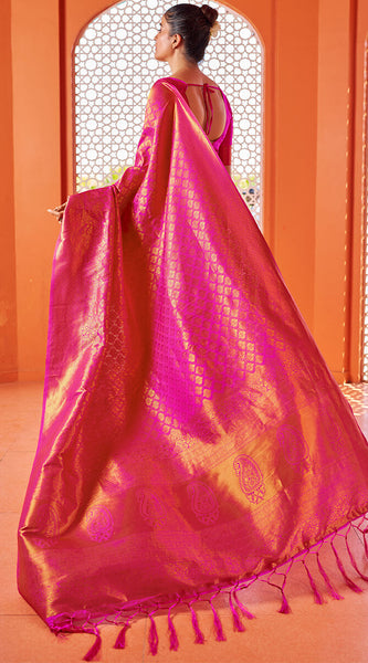 Blissful Dark Pink Kanjivaram Silk Saree With Fancifull Blouse Piece