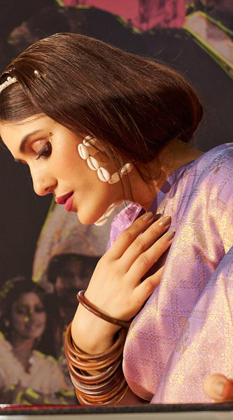 Mesmeric Lavender Kanjivaram Silk Saree With Breathtaking Blouse Piece
